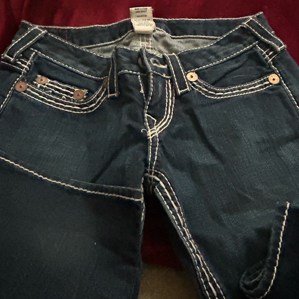 True Religion Dark Blue Women's Jeans WTH white stitching never worn